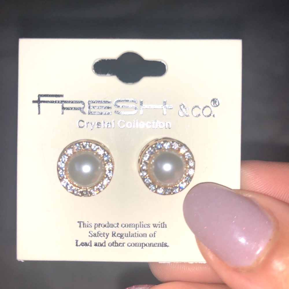 Crystal pearl earrings stud